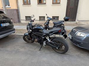 HONDA CB650R - 1. HAND - VOLLST. SCHECKHEFTGEPFLEGT