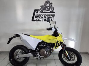 HUSQVARNA 701 SUPERMOTO 2026 - KÖNIG DER SUPERMOTOS