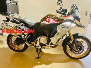 BMW F 850 GS ADVENTURE RALLY VERDE