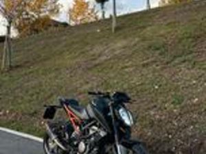 KTM DUKE 125 2017 BLACK SERIES AKRAPOVIC