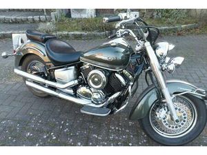 YAMAHA XVS 1100 CLASSIC
