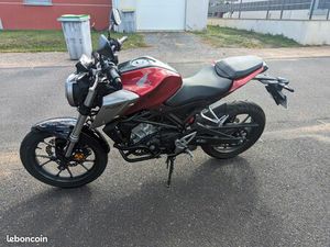 HONDA CB125R