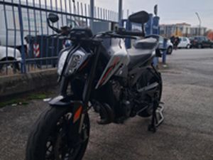 KTM DUKE 790 L DEPO A LIBRETTO