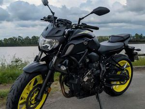 MOTO MT07 JEUNE PERMIS A2