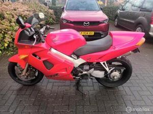 HONDA VFR 800FI TOPSTAAT INRUIL KAN ! — MOTOREN | HONDA — MARKTPLAATS