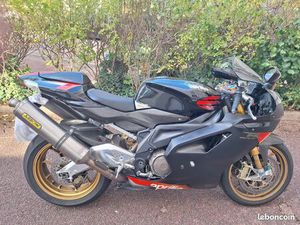 VDS OU ÉCHANGE APRILIA 1000 RSV FACTORY 2004