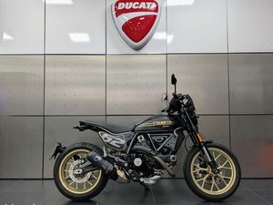 DUCATI SCRAMBLER 800 FULL THROTTLE - À PARTIR DE 212/ MOIS