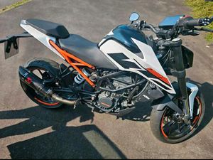 KTM DUKE 125