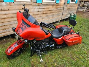 STREET GLIDE UNIQUE