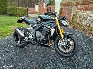 TRIUMPH SPEED TRIPLE 1200 RS