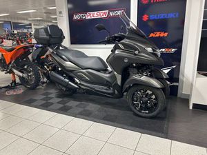 YAMAHA TRICITY 300 2021 300 CM3 | SCOOTER | 4 600 KM | GRIS | 79000 NIORT