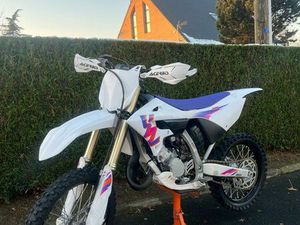 125 YZ 2024 50TH
