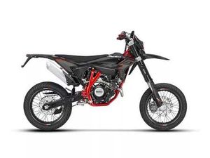 BETA RR 125 4T MOTARD R - BLACK E5+ - ZÁRUKA 2 ROKY