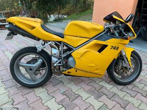 DUCATI 748 BIPOSTO REFAITE MOTEUR+BOITE À 104000KM