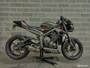 TRIUMPH STREET TRIPLE 765 RS