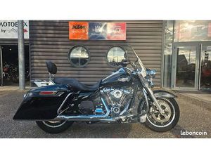 HARLEY DAVIDSON ROAD KING 107 CLASSIC + MOTOBOX