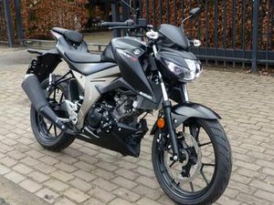 ② SUZUKI GSX-S125 (2017) - PARFAIT ÉTAT - 3500 KM