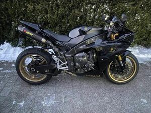 YAMAHA YZF R1 RN22 BIG BANG