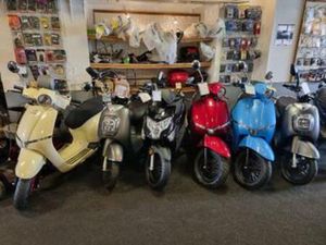 ELEKTRISCHE SCOOTERS V.A. €1799,- BIJ ;SCOOTERFORYOU, ZWOLLE — SCOOTERS | PEUGEOT — MARKTPLAATS