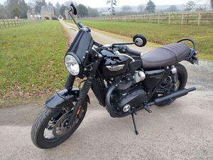 BONNEVILLE T120 BLACK