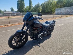 HARLEY-DAVIDSON LOW RIDER