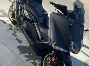 YAMAHA - T-MAX 530 AIRÓN MAX