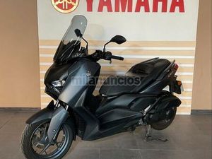 YAMAHA - XMAX 125