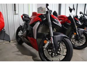 2024 DUCATI STREETFIGHTER V2 RED