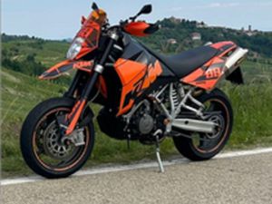 KTM SUPERMOTO 950 MOTARD