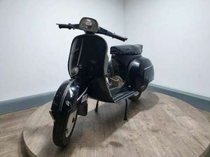 MOTO VESPA 150 SPRINT (Y1496)