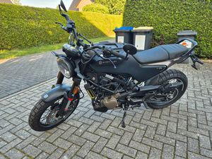 HUSQVARNA SVARTPILEN 125