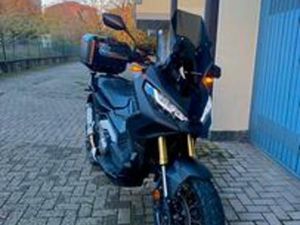 HONDA XADV-750 NERO 2024 IN GARANZIA 2030