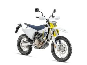 HUSQVARNA 701 701 ENDURO 2026 DEALER WARSZAWA HOMOLOGACJA BENZYNA 75KM
