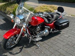 HARLEY DAVIDSON CVO FLHRSE ROAD KING