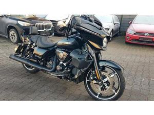 HARLEY-DAVIDSON STREET GLIDE 117 B