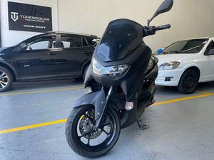 YAMAHA XMAX 250