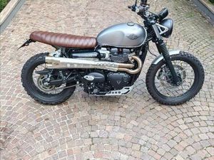 TRIUMPH STREET SCRAMBLER