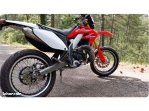 MOTO 50 CC HM SUPERMOTARD 2008