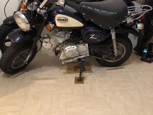 HONDA MONKEY DE 1995 EN TRÈS BON ÉTAT