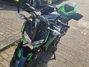 KAWASKI Z400 | 2023 | 1111 KM | GROEN — MOTOREN | KAWASAKI — MARKTPLAATS