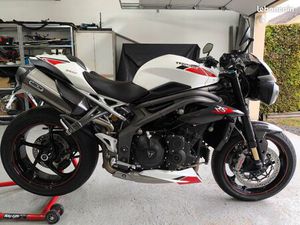 TRIUMPH SPEED TRIPLE 1050RS