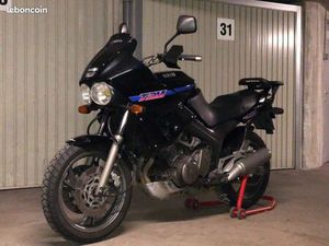 MTT2 YAMAHA TDM 850 3VD EN TRÈS BON ÉTAT