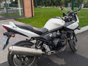 SUZIKISUZUKI GSF 650 S ■CARTE GRISE OK■MOTO PRÊTE À ROULER■N’HÉSITEZ PAS À ME CONTACTER POUR PLUS D’INFORMATIONS