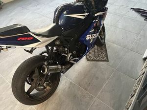 SUZUKI GSXR 750 K4 CHARNECA DE CAPARICA E SOBREDA