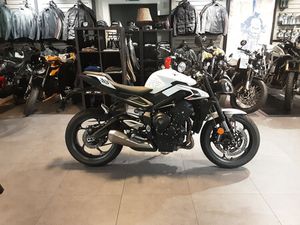 TRIUMPH STREET TRIPLE 765 R A2, NAKED, MODÈLE DÉMO, CHF 9'000.-
