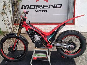 VENDO GASGAS TXT 300 GP (2024 - 25) USATA A SUSA (CODICE 9882854) - MOTO.IT