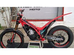 VENDO GASGAS TXT 300 GP (2024 - 25) USATA A SUSA (CODICE 9882854) - MOTO.IT