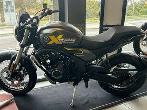 VENDO VOGE TROFEO 525ACX SCRAMBLER (2023 - 25) USATA A MARIANO COMENSE (CODICE 9883275) - MOTO.IT