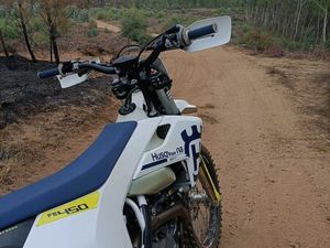 HUSQVARNA FE450 COM KIT COMPLETO DE EMBRAIAGEM REKLUSE E ORIGINAL SATÃO