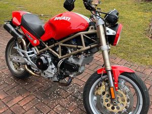 DUCATI MONSTER 900 M NAKED BIKE UMBAU 86 PS